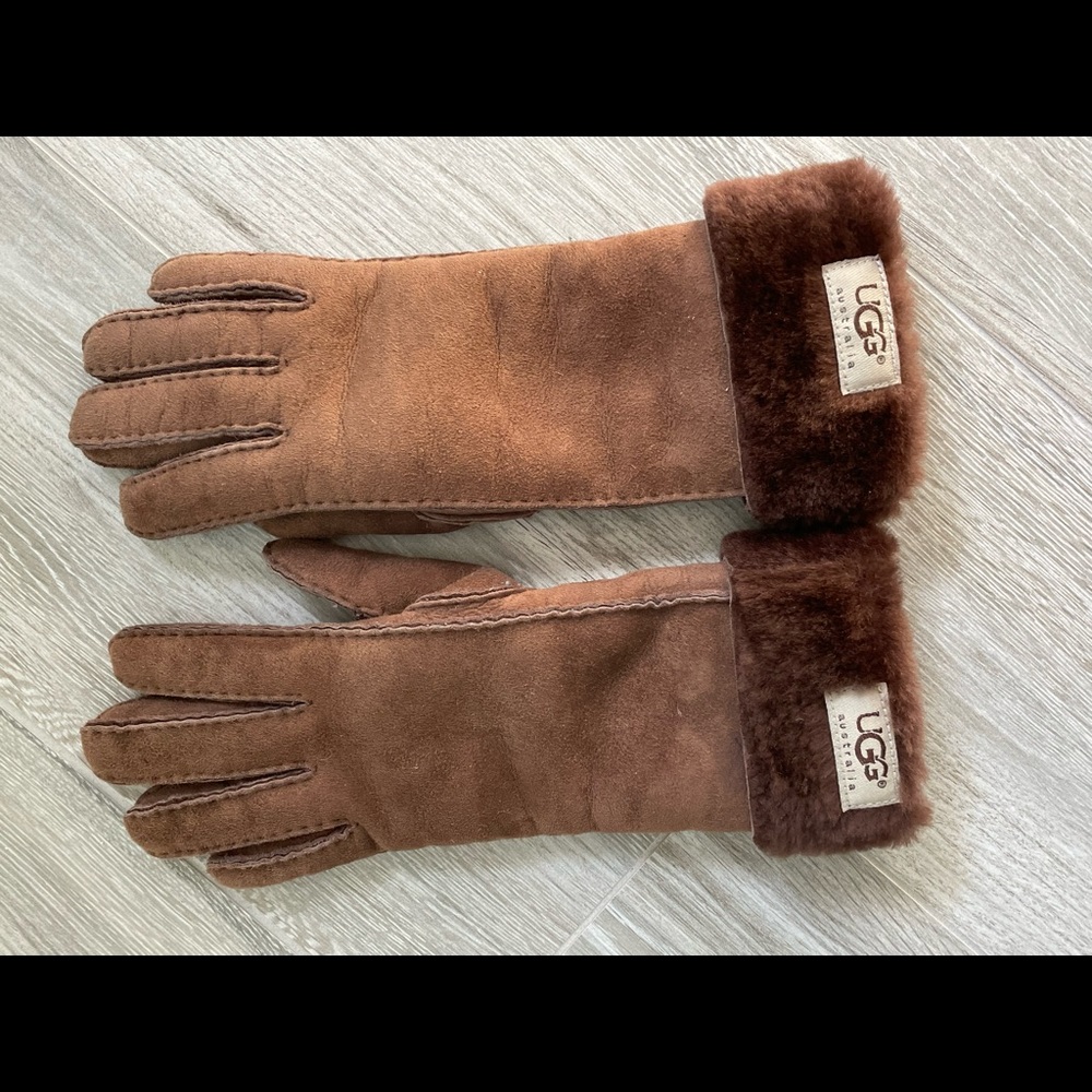 Brown Ugg Gloves